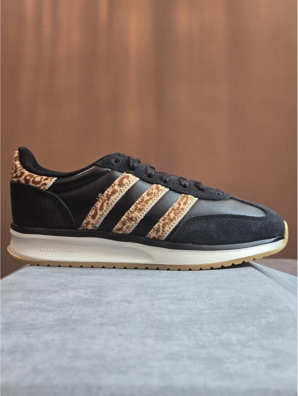 adidas Women's Size 7 Run 70s 2.0 Black Leopard Cheetah Print White Gum KI5790